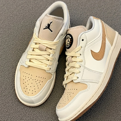 Jordan Air Jordan 1 Low Dongdan Men's Low - top Retro Basketball Shoes. Soft and comfortable, with excellent slip - resistance and wear - resistance. In white and brown colorway, Style Code: IB8855 - 121 Velarano